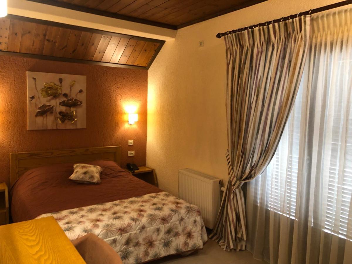 Asimina Guesthouse, Eptalofos Parnassos Екстер'єр фото